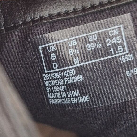 Clarks Black Leather Zip Comfort Ankle Boots Womens Size 8.5 M - Picture 6 of 8